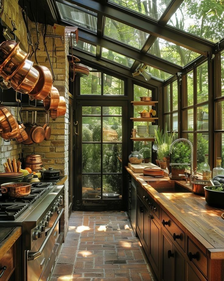 Why the Unfitted Kitchen Look Is One of 2026's Biggest Design Trends