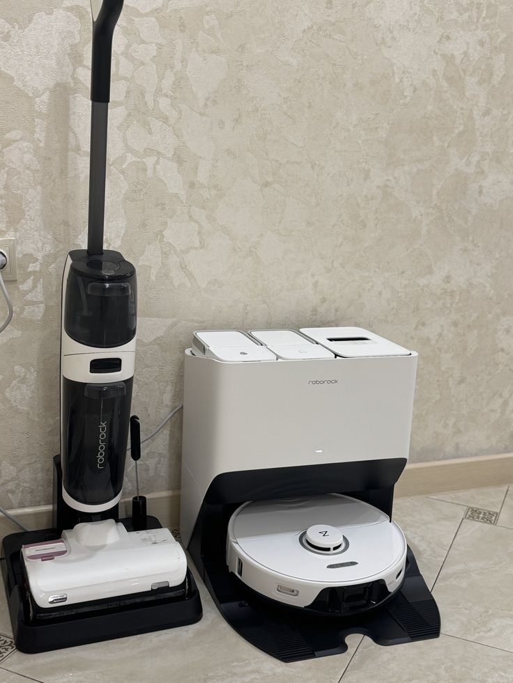 Robot Vacuum vs Stick Vacuum 2026: Which Is the Smarter Buy for Busy Women?